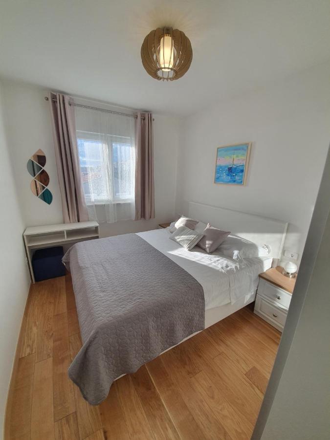 Mariposa Makarska 83M2 New Apartment With Garage ภายนอก รูปภาพ