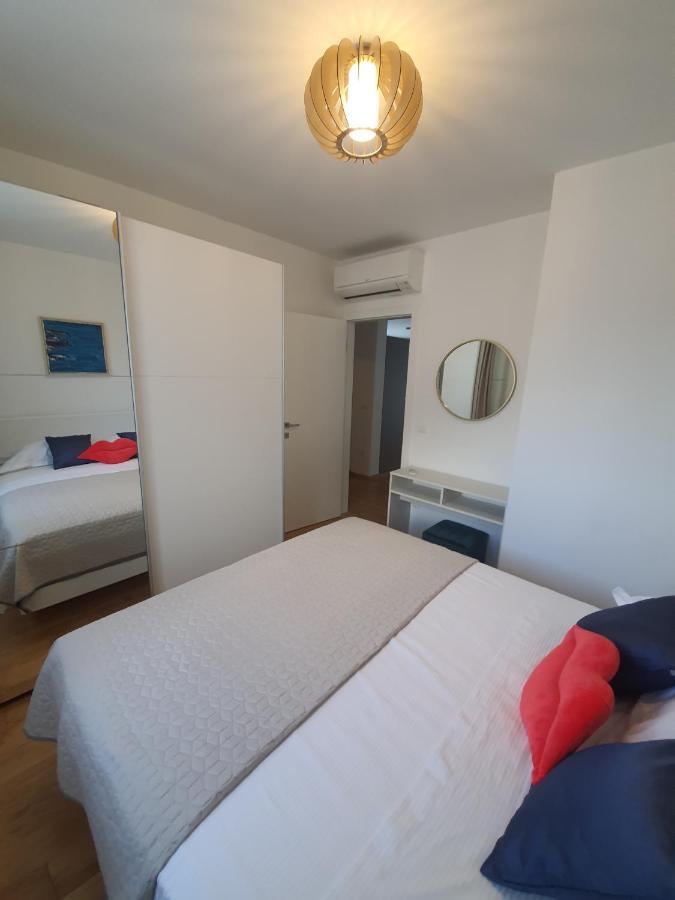 Mariposa Makarska 83M2 New Apartment With Garage ภายนอก รูปภาพ